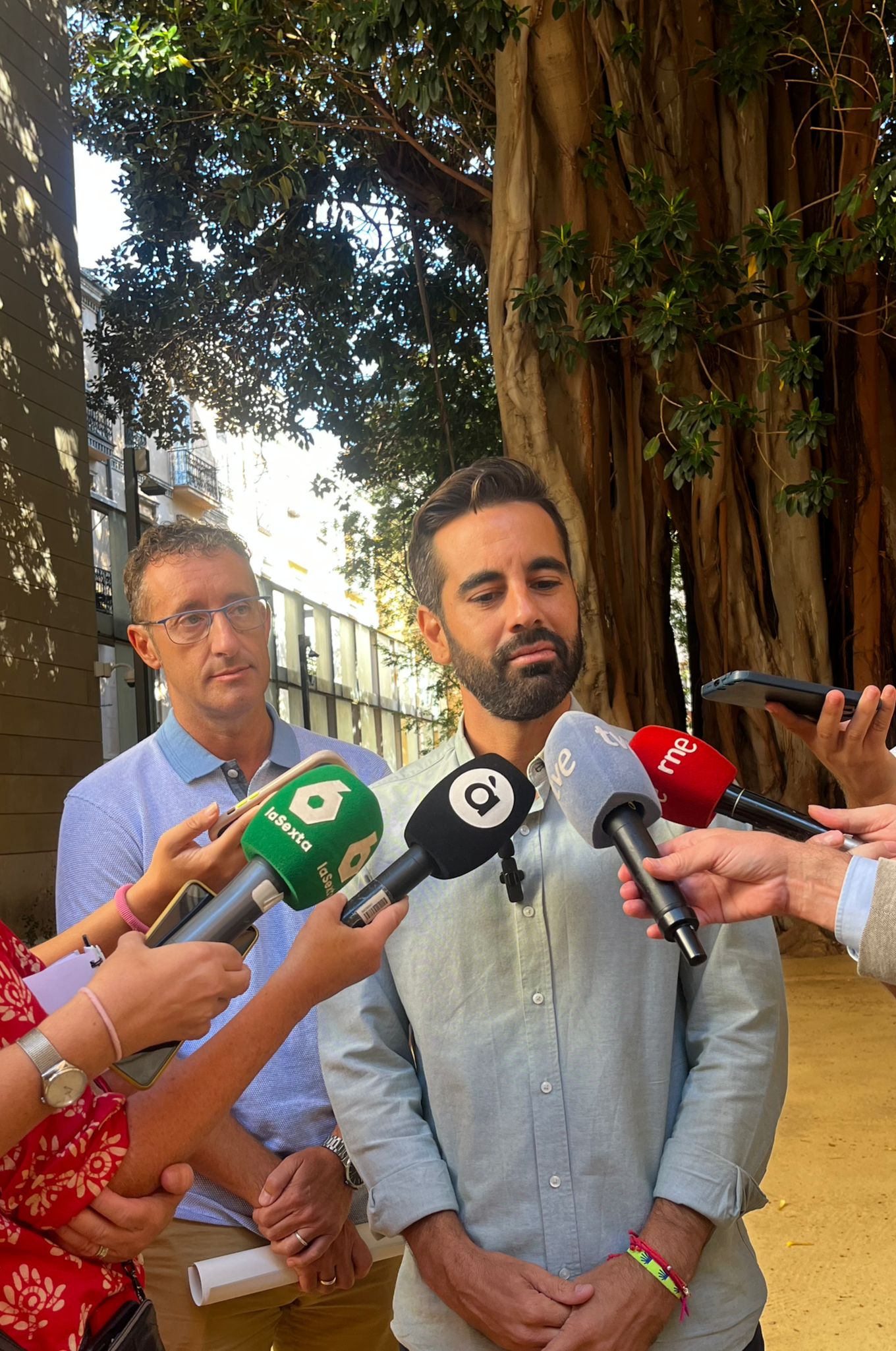 En este momento estás viendo El PSPV-PSOE denuncia “un inicio de curso educativo más sectario, con menos recursos y menos valenciano”: “Las familias no se merecen este caos por segundo año consecutivo”