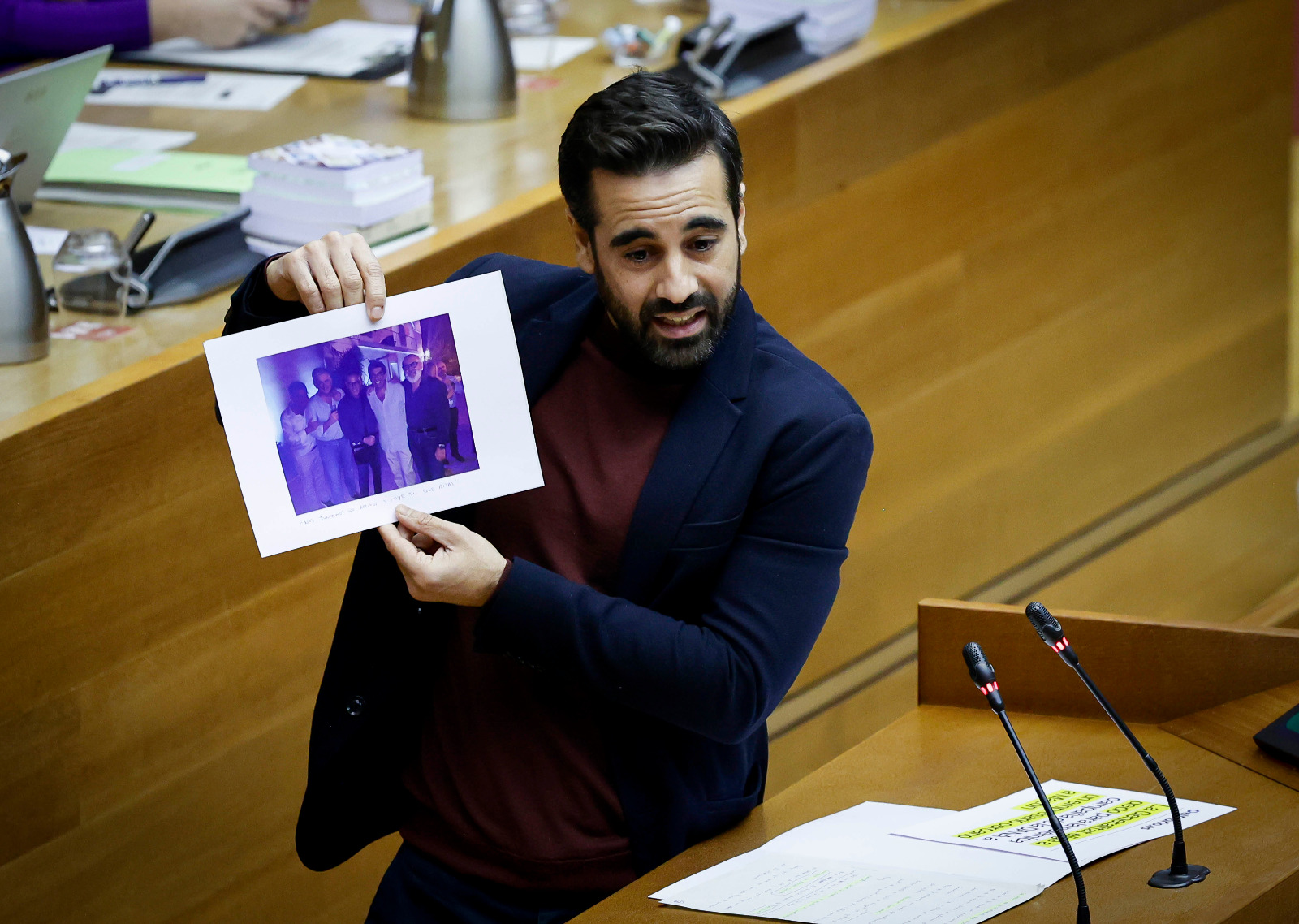 En este momento estás viendo El PSPV-PSOE acusa a Mazón de “hacer negocio con la tragedia igual que hizo el PP con el caso Cooperación y la visita del Papa”: “Es el PP de siempre haciendo lo de siempre”