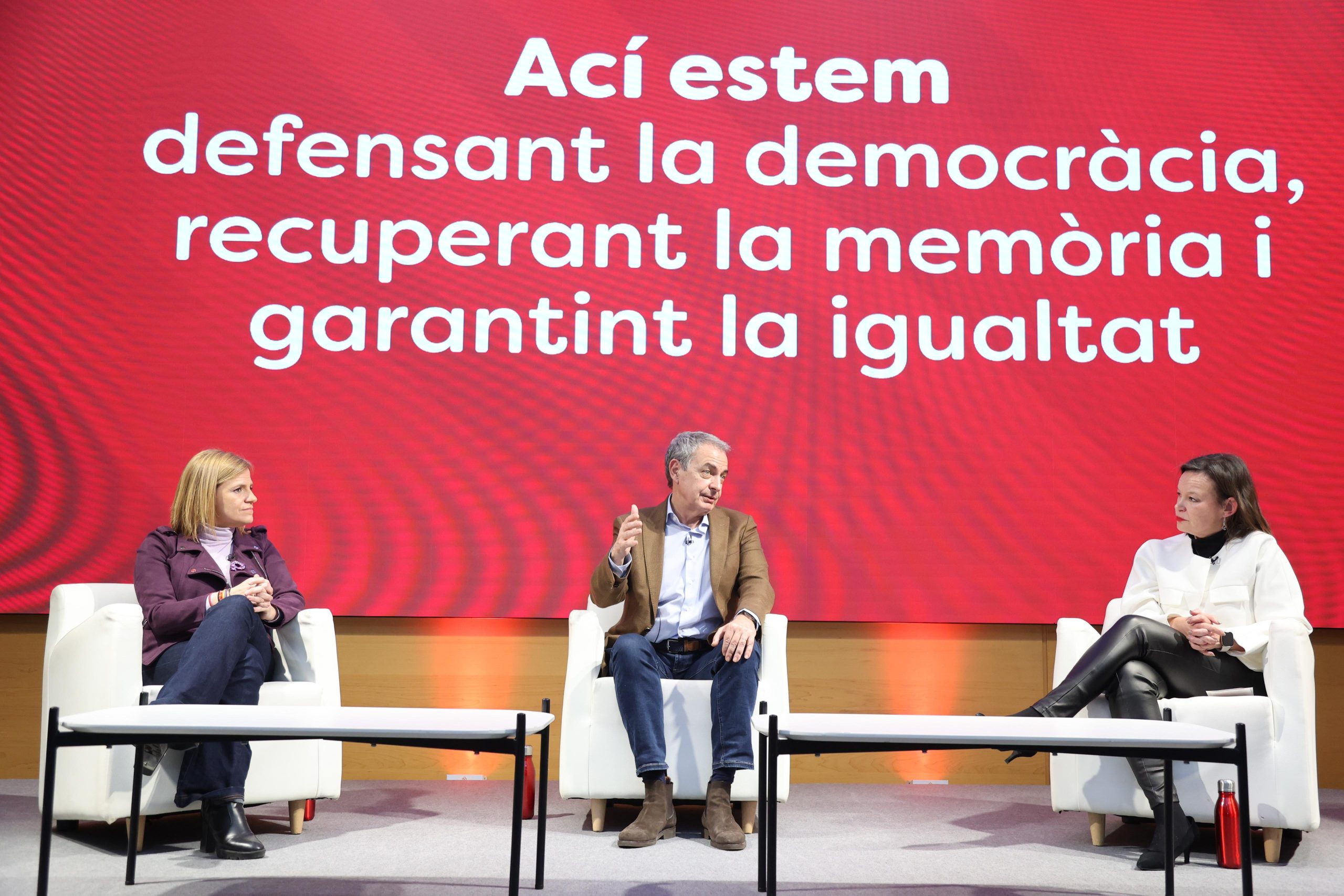 You are currently viewing El PSPV-PSOE crida a combatre als governs negacionistes “que s’han revelat com el major dels perills per a la humanitat”: “El saber es va imposar als bulos i el coneixement es va imposar als fakes”